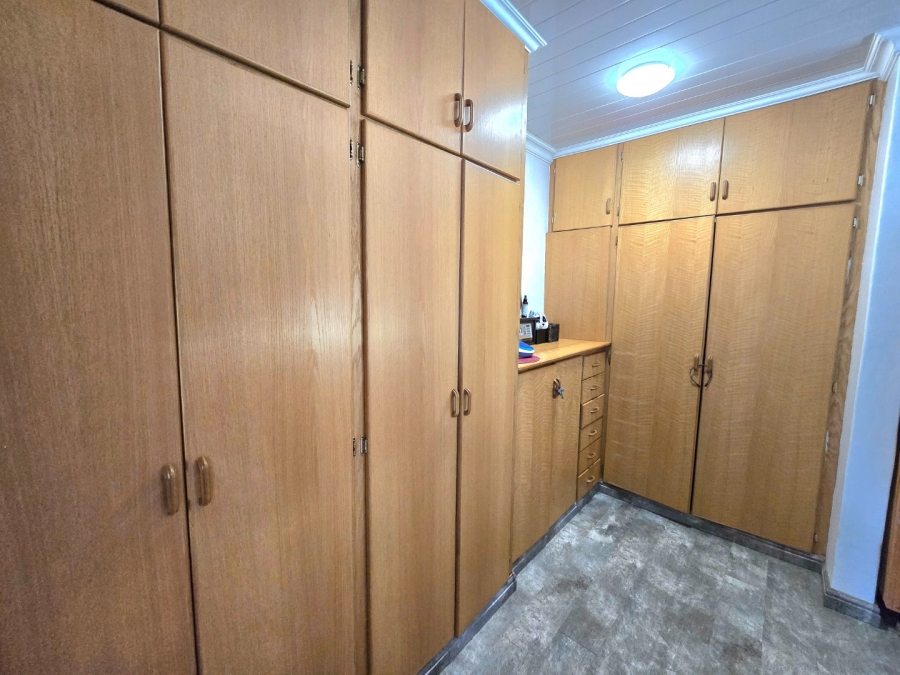 4 Bedroom Property for Sale in Panorama Free State
